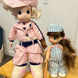 Precious moments Doll Set